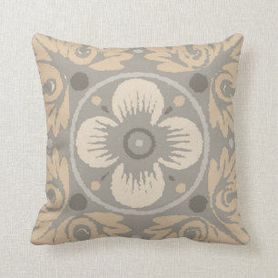 Coussin floral de motif de damassé dans gris, Tan