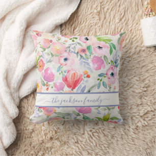 Coussin Flores blanches roses boho nom de famille script