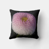 Coussin flowers on black - rosa bellis (Verso)