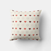 Coussin Fond crème avec des cœurs rouges et bordeaux (Verso)