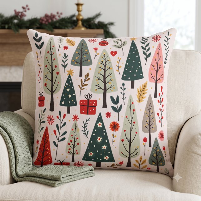 Coussin Forêt de sapins de Noël fantaisistes (Whimsical Christmas Tree Forest Throw Pillow)