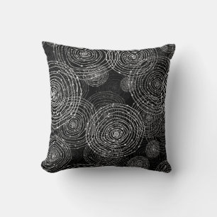 Coussin formes arrondies en noir et blanc