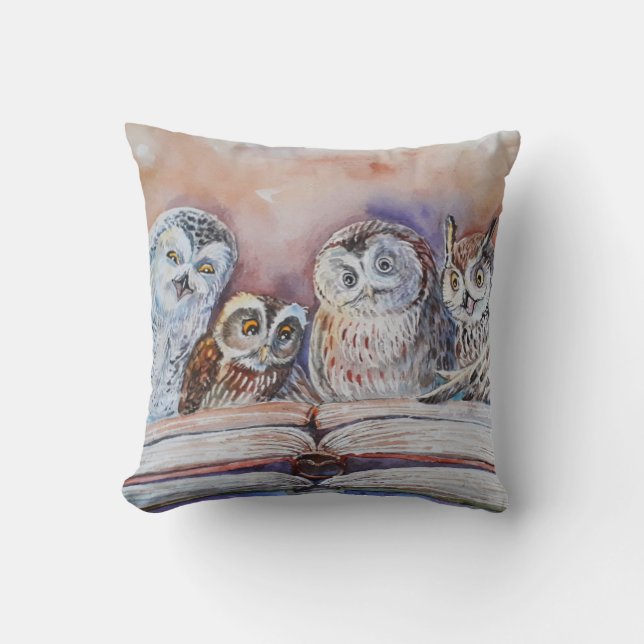 Coussin Four reading owls (Recto)