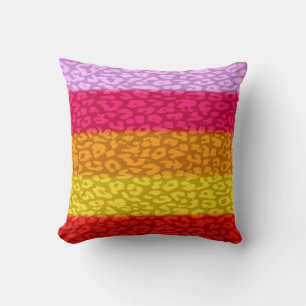 Coussin fourrure Empreinte de léopard aux couleurs rayées