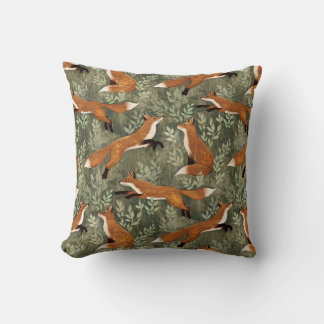 Coussin Foxes doux en rouille Brown sur vert olive