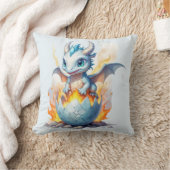 Coussin Frostfire Hatchling Blue Dragon Fantastique (Couverture)