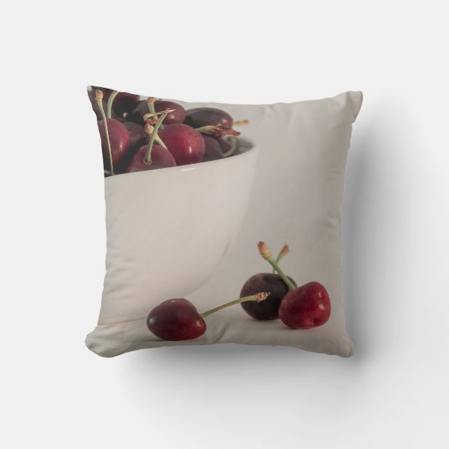 Coussin Fruits de cerise dans un bol dans des tons feutrés (Recto)