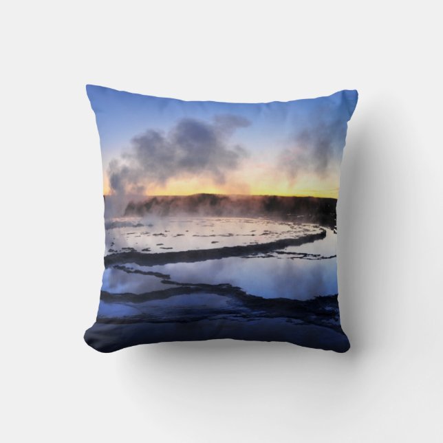 Coussin Fumée de geyser au coucher du soleil (Recto)