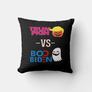 Coussin Funky Trumpkin Vs Boo Biden Classe Design Hallowee
