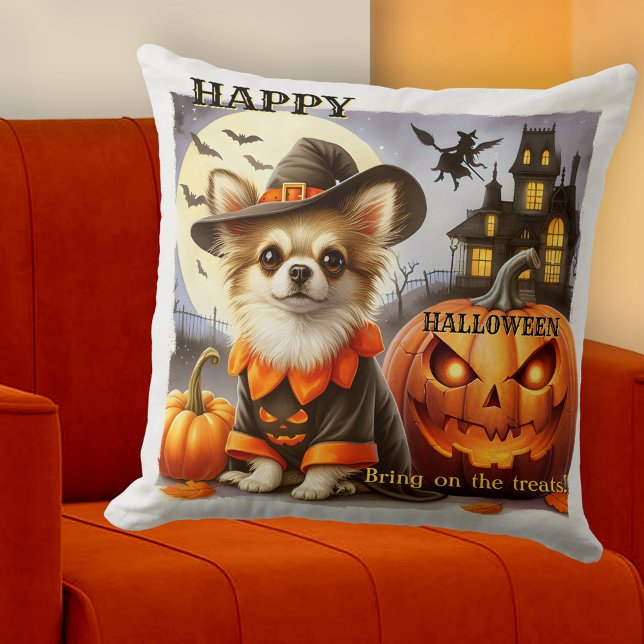 Coussin Funny Dog with Pumpkins Halloween Treats (Colorful artistic pillow featuring a funny dog dressed up for Halloween, surrounded by pumpkins)