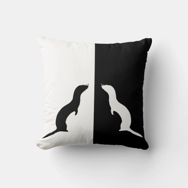 Coussin furets (Recto)