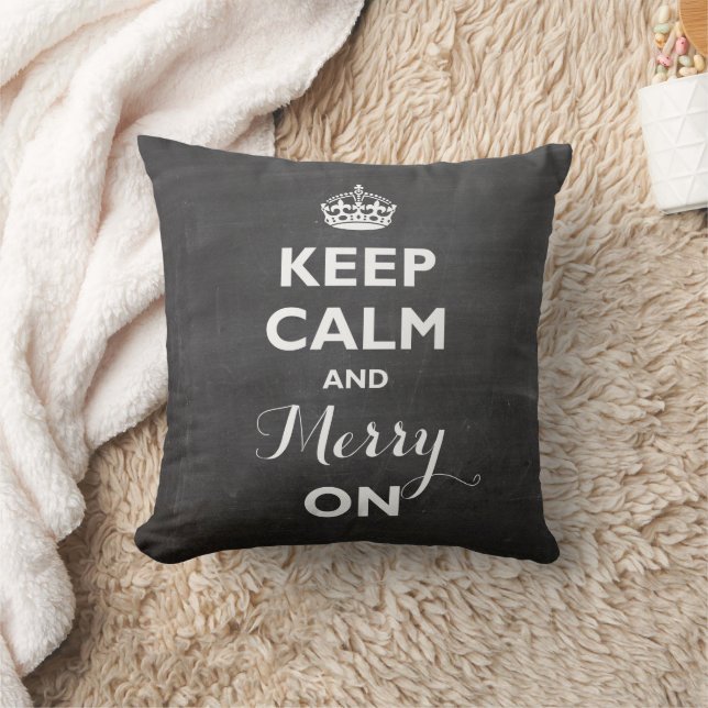 Coussin Gardez Le Calme Et Le Joyeux Sur Chalkboard Drôle  (Couverture)