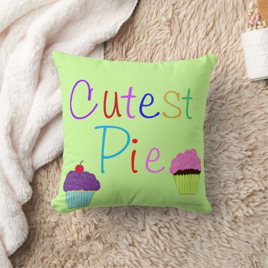 Coussin Gâteaux Roses Violets Bébé Fille Les Plus Mignons (Couverture)