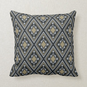 Coussin géométrique d'ikat de noir chic moderne 