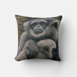Coussin Gibbon Shelter - Emotional Wildlife Portrait