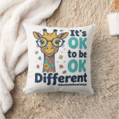 Coussin Girafe de sensibilisation à l'autisme C'est OK d'ê (Couverture)