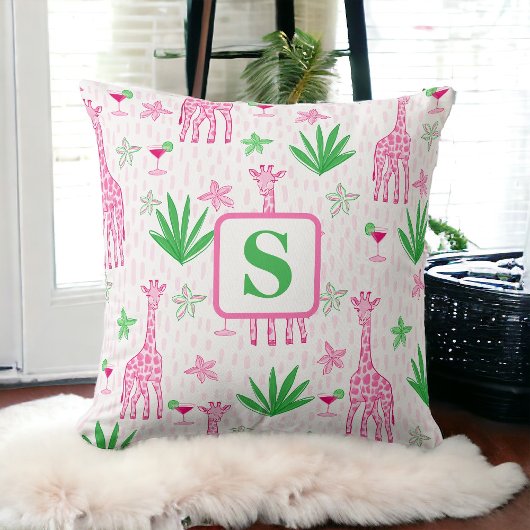 Coussin Girafes Monogramme Preppy et Jungle Cosmopolitains