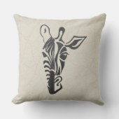 Coussin Giraffe – Stylish Throw Pillow (Recto)