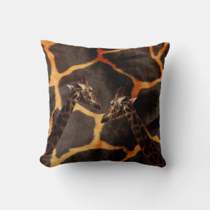Coussin "Giraffes exotiques : sur une toile à motifs de gi