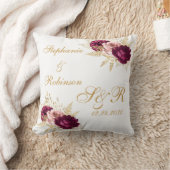 Coussin Gold Bourgogne Floral Personnalisé Monogramme Mari (Couverture)