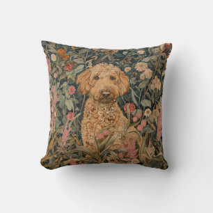 Coussin Goldendoodle dans un jardin de style William Morri
