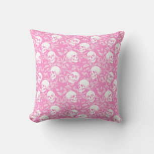 Coussin Gothique rose punk féminine crânes et feuillage Ha