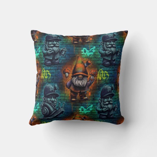 Coussin Graffiti Gnome Throw Pillow (Verso)