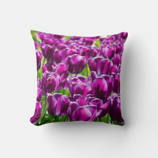 Coussin Grand champ de tulipes pourpres (Recto)