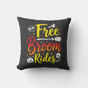 Coussin Graphisme de sorcière de Halloween à balai gratuit