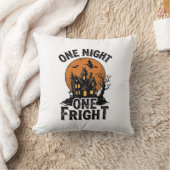Coussin Graphisme de sorcière de lune de Halloween hanté v (Couverture)