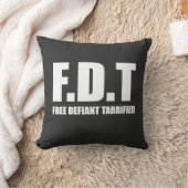 Coussin Gratuit Défiant Tarrifs Américain (Couverture)