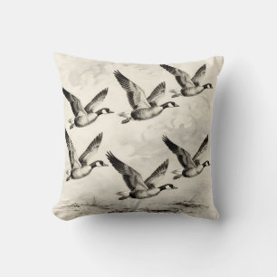 Coussin Gravure vintage d'oies du Canada en vol