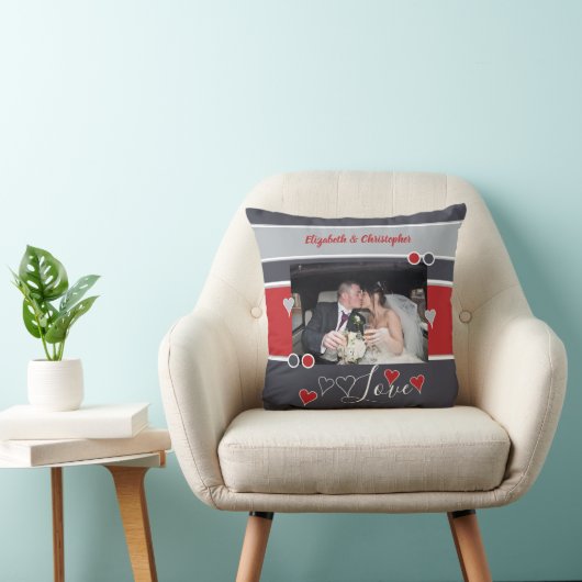Coussin Gray et rouge anniversaire avec photo (Chaise)