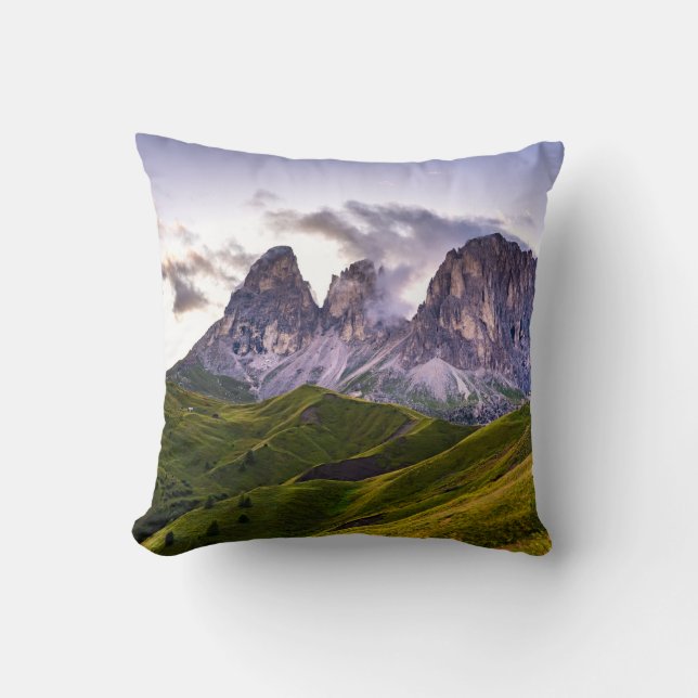 COUSSIN GREEN AND GRAY MOUNTAINS ET WHITE CLOUDS DURING (Recto)