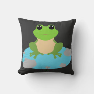 Coussin grenouille dans l'étang