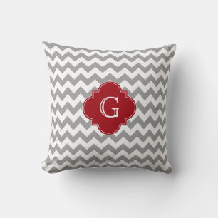 Coussin Gris Blanc Chevron Cranberry Rouge Quatrefeuilles 
