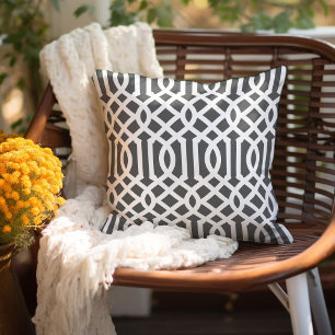 Coussin Gris Charbon et Motif de Treillis Blanc