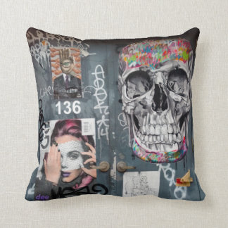 Coussin gris de graffiti