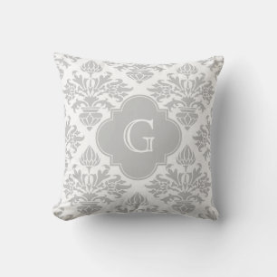 Coussin Gris Lg Blanc Floral Damassé #3 Étiquette Monogram