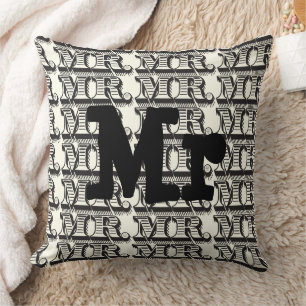 Coussin Groom Black and Ivory M. Motif de typographie