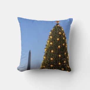 Coussin Gros et petits arbres de Noël II Vacances à DC