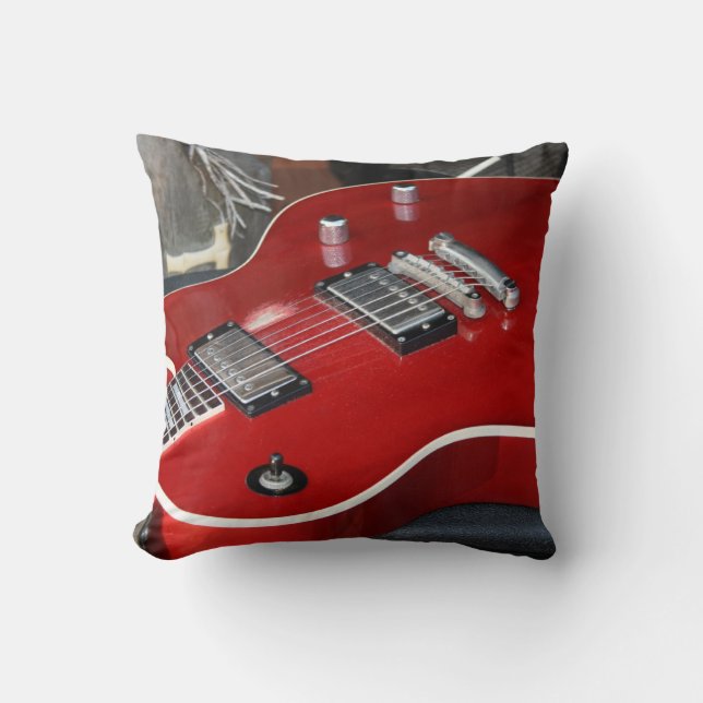 Coussin Guitare rouge sur l'ampère (Recto)