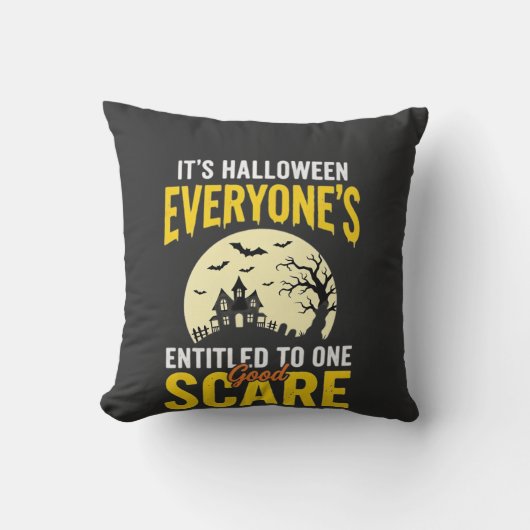Coussin Halloween à tous intitulé un modèle de peur_1 (Recto)