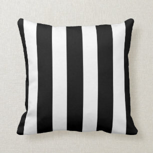 Coussin Halloween en bandes blanches et noires verticales