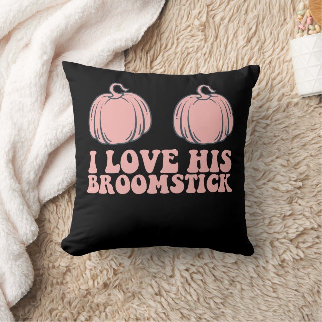 Coussin Halloween J'aime son balai Groovy Couples (Couverture)