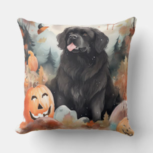 Coussin Halloween Terre-Neuve avec citrouilles effrayant