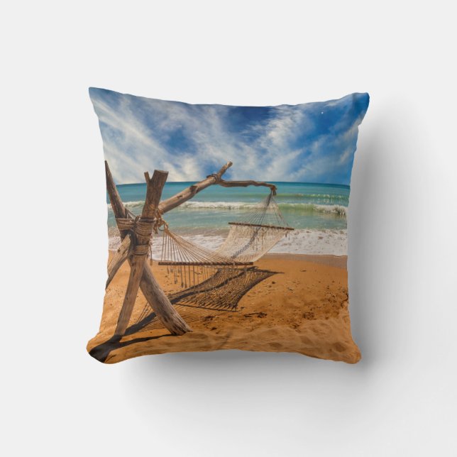 Coussin Hamac sur une plage tropicale (Recto)