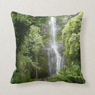 Coussin Hawaï - plage et cascade de paradis