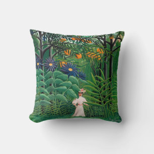 Coussin Henri Rousseau - Une femme marche dans une forêt e
