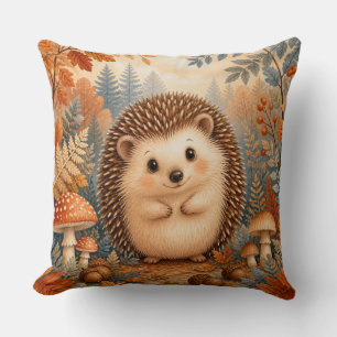 Coussin Hérisson châtaigne dans un bois automnal